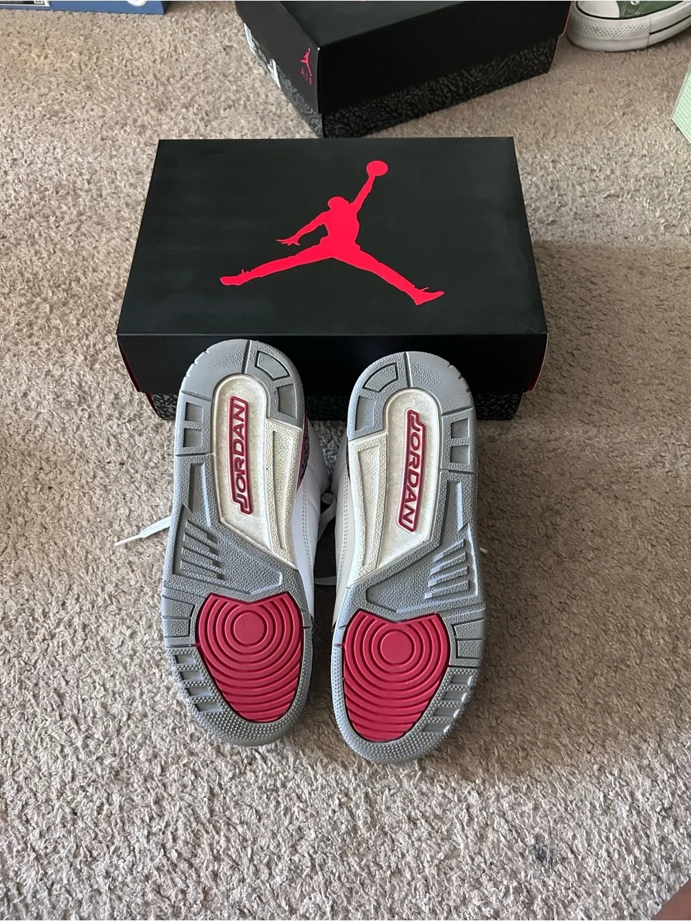 2022 Air Jordan 3 retro GS “Fire Red”